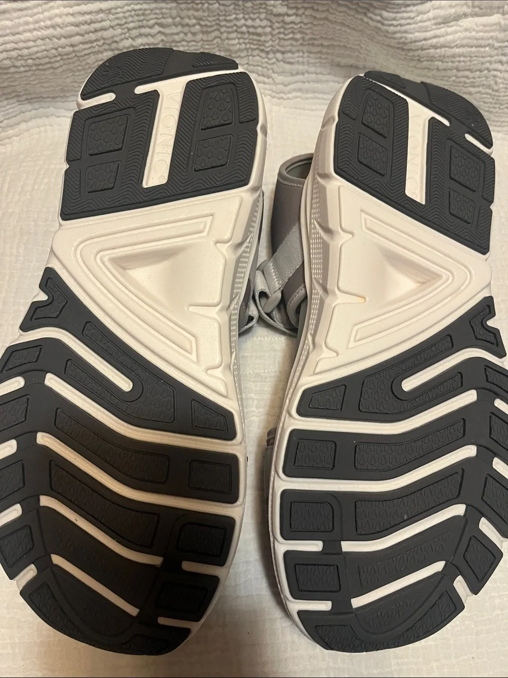 VIONIC Men’s Sandals Size 10-11
